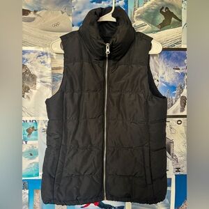 Old Navy Black Quilted Puffer Vest - Women